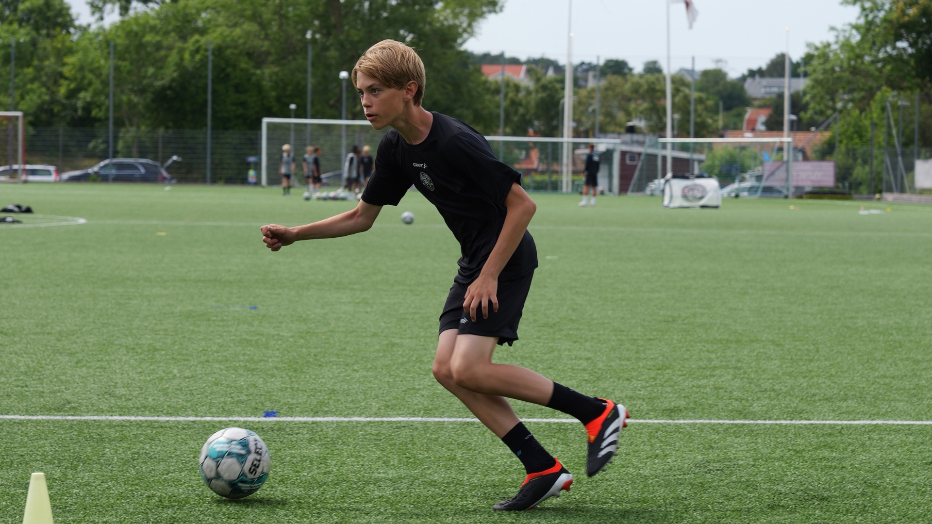 Fotbollscamp Freddie Academy